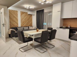 4 стаен апартамент, ж.к. Дианабад, цена 387000 евро- продаден - image